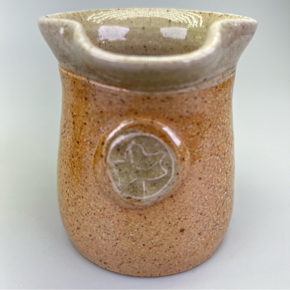 Cornwall Bridge Pottery Creamer and Sugar Set - Picture 3 of 14